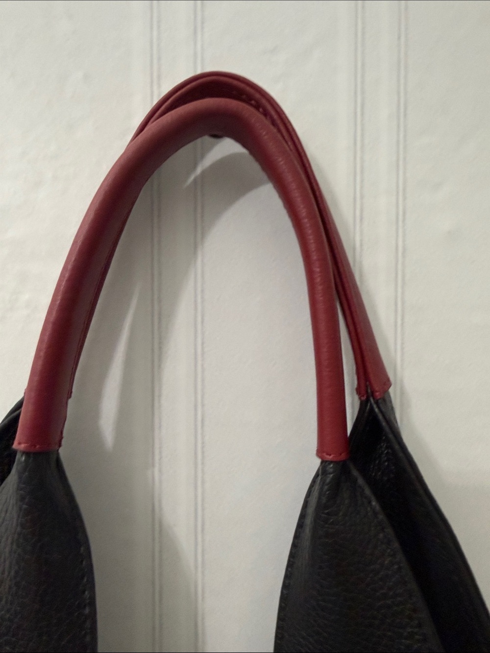 Grillis Roma pebble-grain Italian leather hobo shoulder bag - Picture 3 of 8